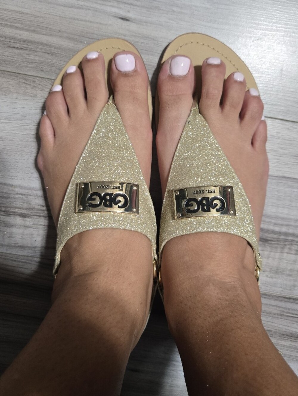 GBG Los Angeles Women's Gold Sandals Gladiator Walking Ankle Strap Size 8